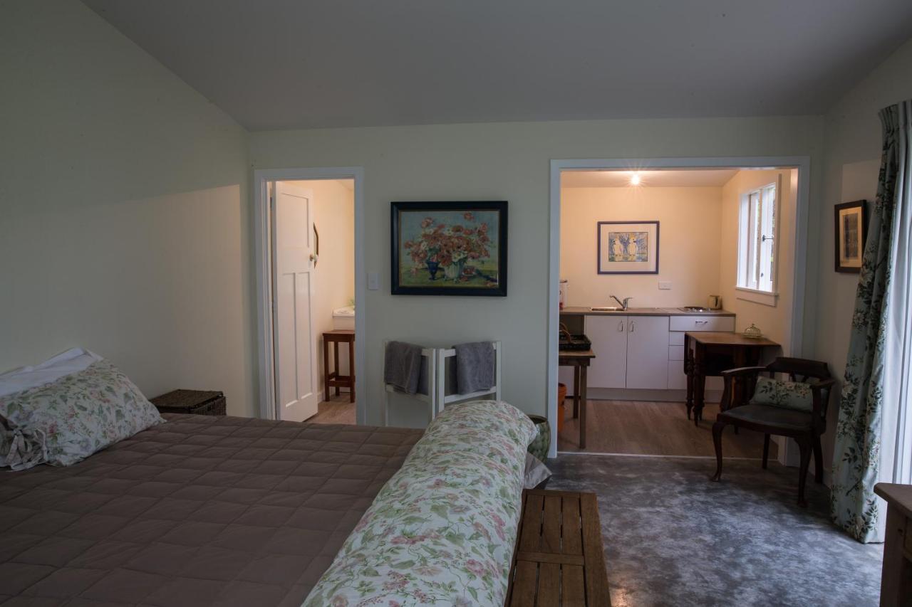 The Leafy Flat Apartamento Havelock North Exterior foto